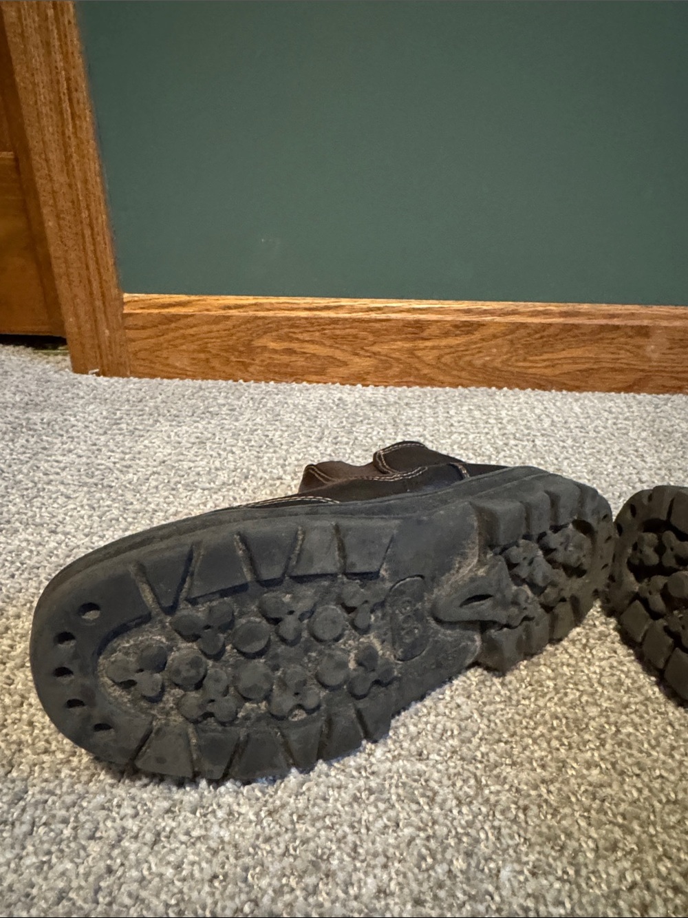 GAP Little Boys Brown Leather Slip-On Chelsea Boots - Picture 7 of 15